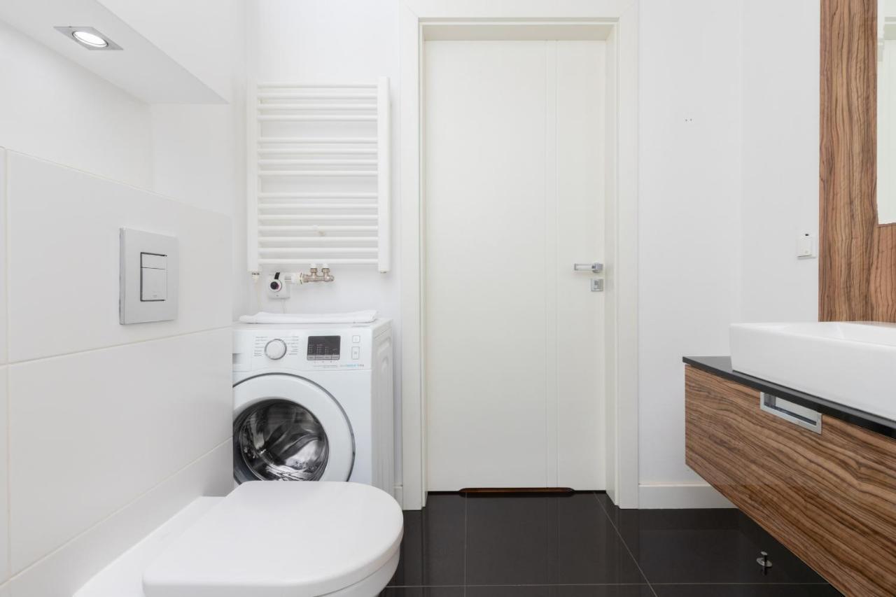 Atelier Residence Apartment By Noclegi Renters Varsavia Esterno foto